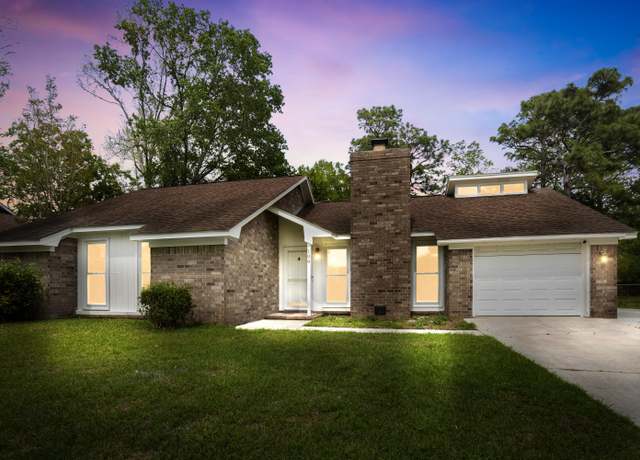Property at 106 Ruffin Rd, Summerville, SC 29486, 3 beds, 2 baths