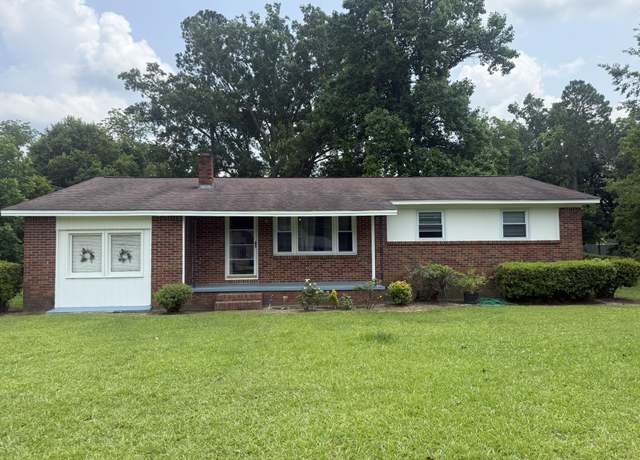 Property at 2130 Ivy Rd, Orangeburg, SC 29115, 3 beds, 1.5 baths