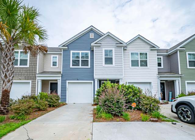 Property at 108 Rosefield Ct, Summerville, SC 29485, 3 beds, 2.5 baths