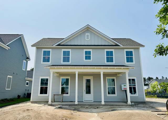 Property at 715 Blueway Ave, Summerville, SC 29486, 4 beds, 3.5 baths