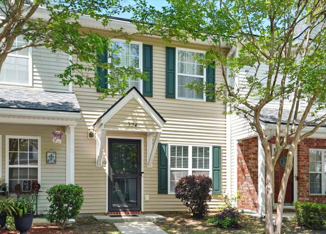 Property at 224 Jackson St, Goose Creek, SC 29445, 2 beds, 1.5 baths
