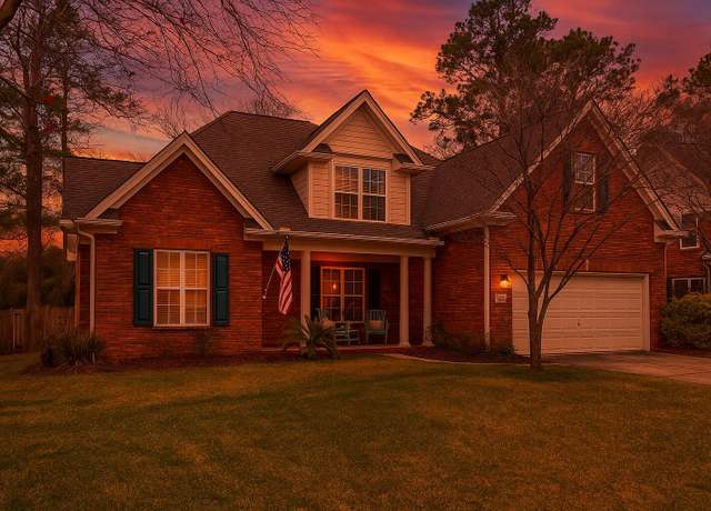 Property at 106 Sago Palm Ct, Summerville, SC 29483, 4 beds, 2.5 baths