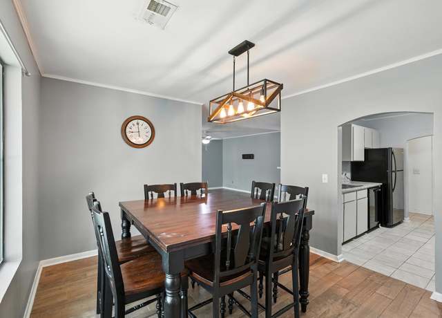 Property at 607 Greencastle Dr, Goose Creek, SC 29445, 2 beds, 2 baths