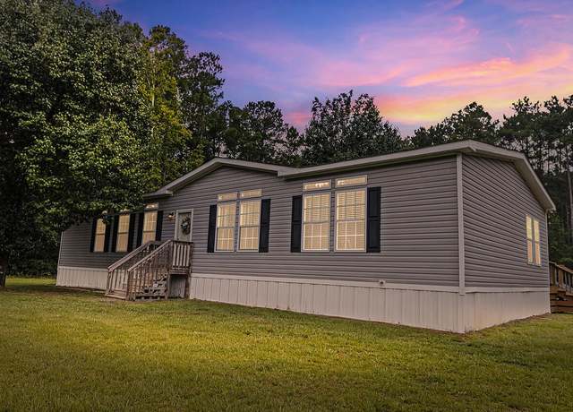 Property at 163 Solomon Ln, Walterboro, SC 29488, 3 beds, 2 baths