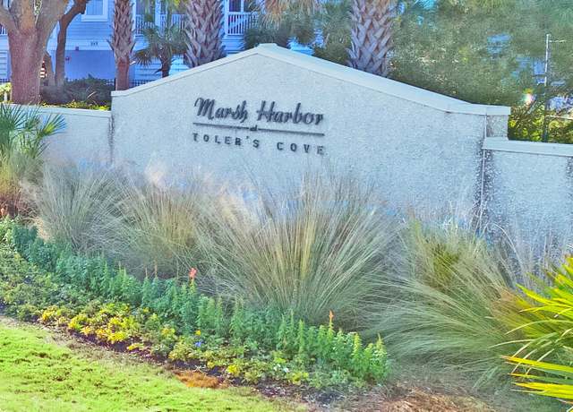 Property at 1608 Marsh Harbor Ln Unit C, Mount Pleasant, SC 29464, 2 beds, 2.5 baths
