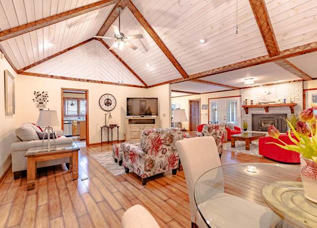 Property at 125 Cooper Dr, Santee, SC 29142, 3 beds, 3 baths