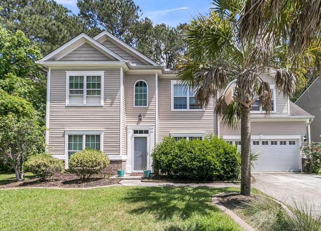 Property at 113 Southernwood Dr, Ladson, SC 29456, 4 beds, 2.5 baths