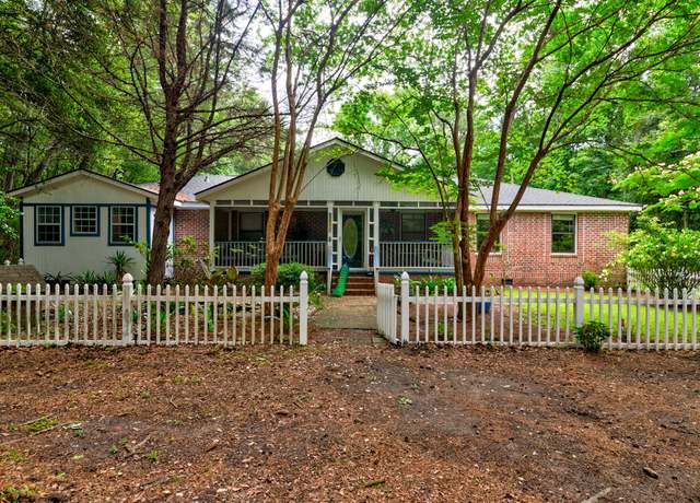 Property at 1384 Tibwin Rd, Mcclellanville, SC 29458, 4 beds, 3 baths