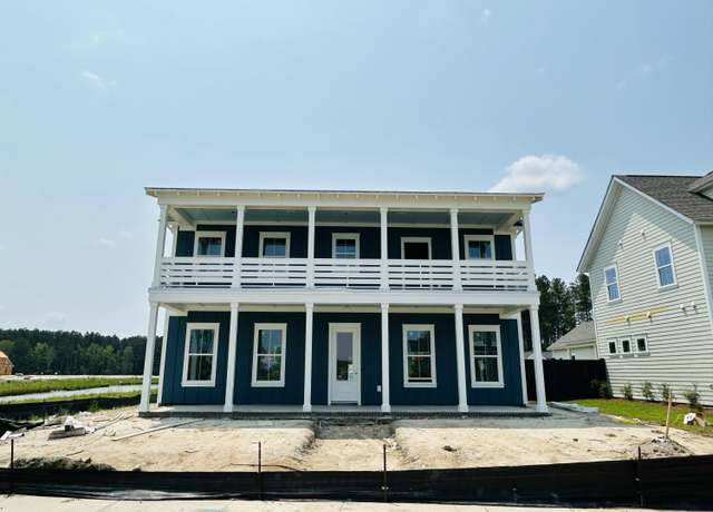 Property at 721 Blueway Ave, Summerville, SC 29486, 3 beds, 3.5 baths