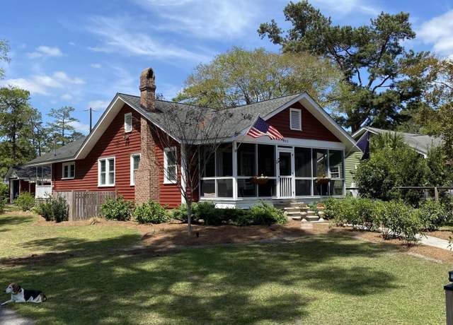 Property at 402 N Hickory Street St, Summerville, SC 29483, 3 beds, 2 baths