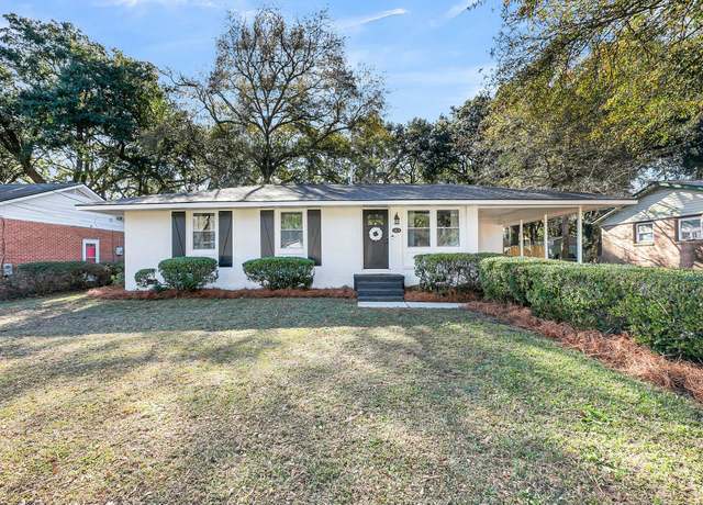 Property at 1619 Westmoreland Ave, Charleston, SC 29412, 4 beds, 3 baths