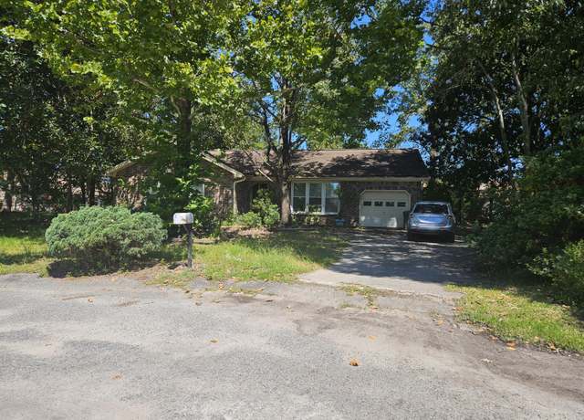 Property at 104 Westminster Cir, Goose Creek, SC 29445, 3 beds, 2 baths