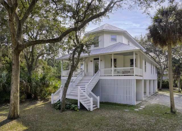 Property at 3320 Myrtle St, Edisto Island, SC 29438, 4 beds, 3 baths