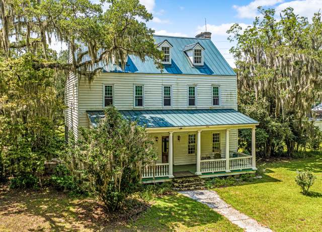 Property at 8083 Point Of Pines Rd, Edisto Island, SC 29438, 4 beds, 2.5 baths