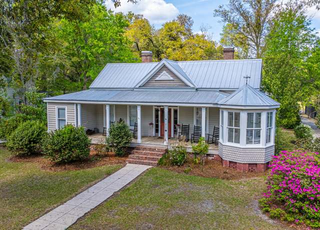 Property at 617 Hampton St, Walterboro, SC 29488, 3 beds, 2 baths