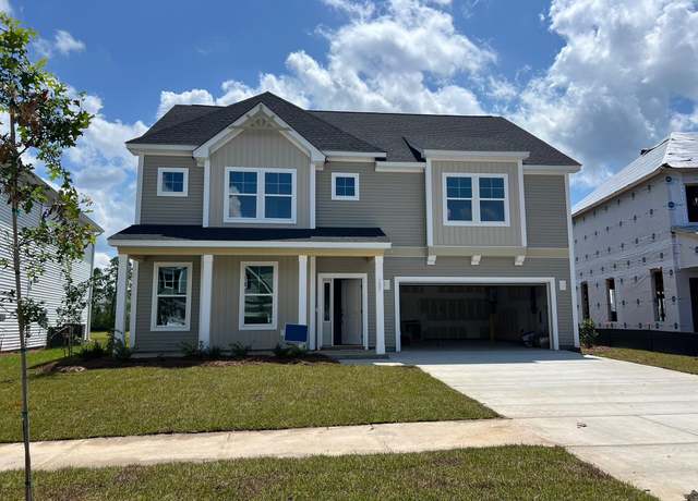 Property at 127 Seaton St, Summerville, SC 29486, 4 beds, 3.5 baths
