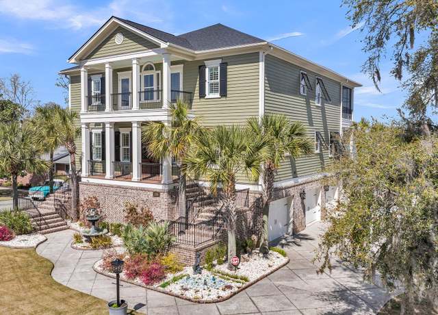 Property at 1305 Old Rice Mill Rd, Moncks Corner, SC 29461, 4 beds, 4.5 baths