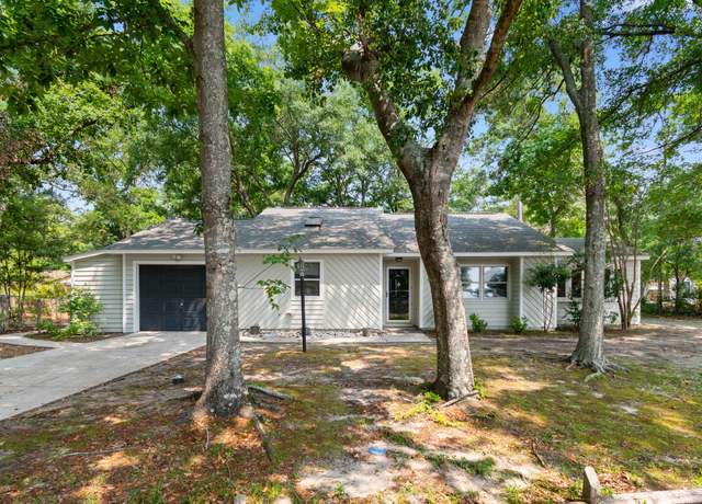 Property at 4162 Murrells Inlet Rd, Murrells Inlet, SC 29576, 3 beds, 2 baths