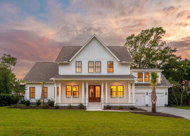 Property at 1278 W Vagabond, Mount Pleasant, SC 29464, 5 beds, 5.5 baths