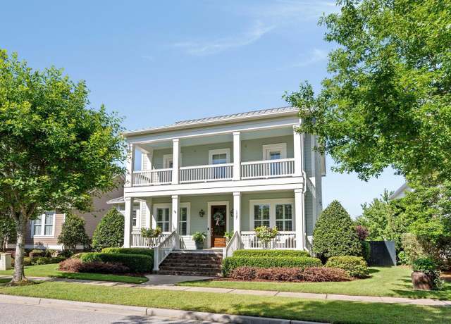 Property at 1527 Wando View St, Charleston, SC 29492, 5 beds, 4 baths