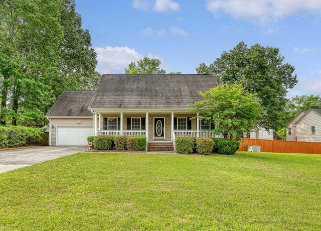Property at 102 Bristol Ln, Goose Creek, SC 29445, 4 beds, 2.5 baths