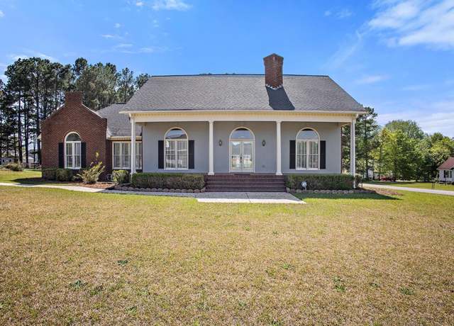 Property at 104 Knollwood Ct, Orangeburg, SC 29118, 3 beds, 2 baths