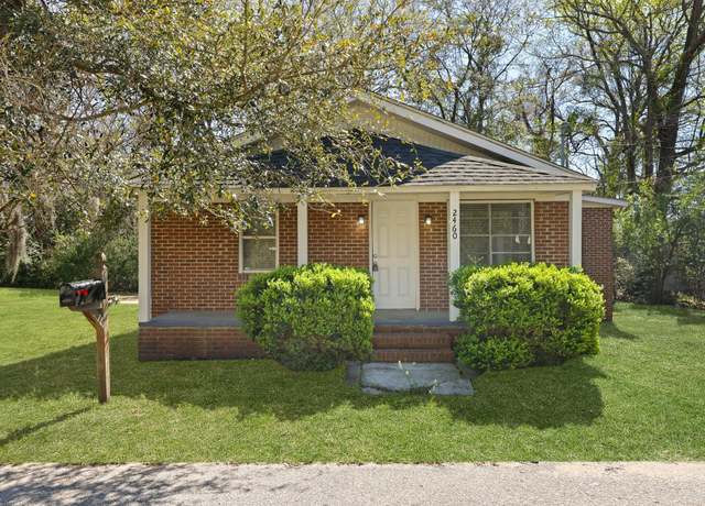 Property at 2460 Surprise St, North Charleston, SC 29405, 3 beds, 1 bath