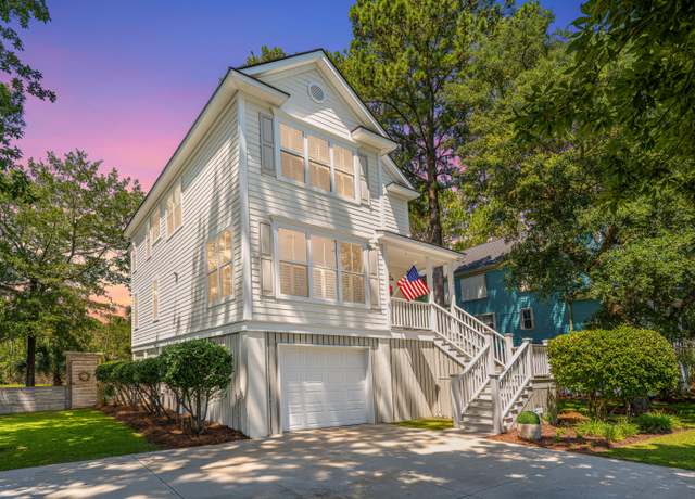 Property at 1971 North Creek Dr, Mount Pleasant, SC 29466, 3 beds, 2.5 baths