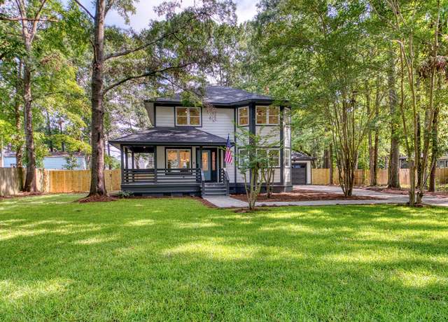 Property at 144 Charpia Ave, Summerville, SC 29483, 4 beds, 3.5 baths