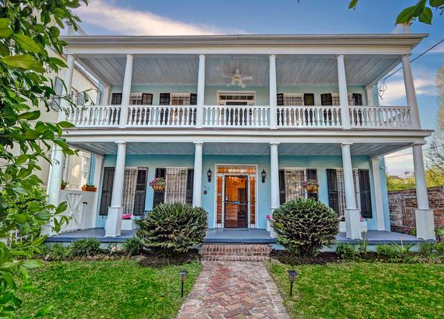 Property at 154 Wentworth St, Charleston, SC 29401, 7 beds, 3 baths