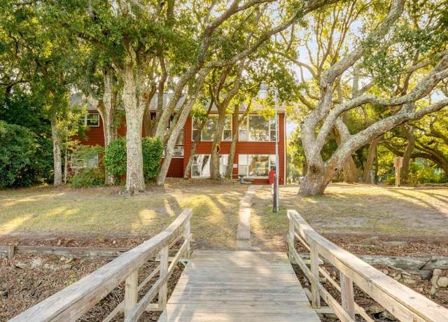 Property at 901 Palm Blvd, Isle Of Palms, SC 29451, 4 beds, 2 baths