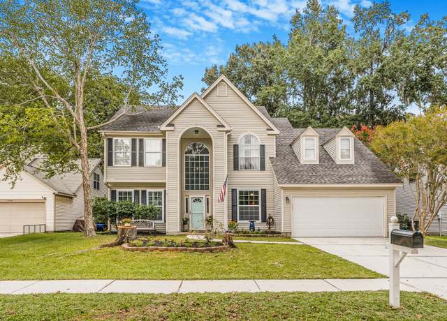 Property at 3312 Hearthside Dr, Charleston, SC 29414, 4 beds, 2.5 baths