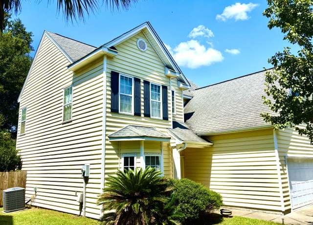 Property at 5261 Stonewall Dr, Summerville, SC 29485, 4 beds, 2.5 baths