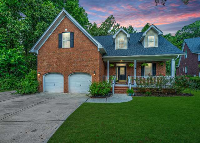 Property at 8631 Woodland Walk, North Charleston, SC 29420, 4 beds, 2.5 baths
