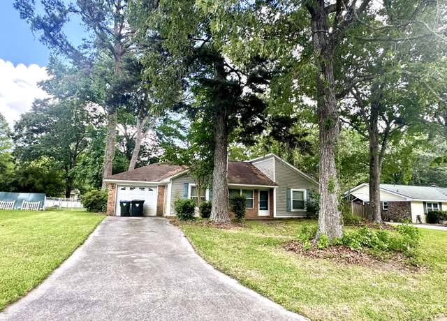 Property at 120 Wanda Dr, Summerville, SC 29485, 3 beds, 2 baths