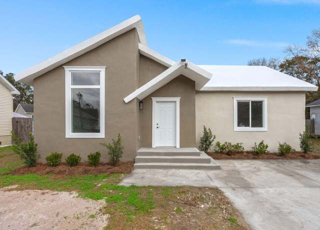Property at 5344 Sea Watch Ln, North Charleston, SC 29406, 3 beds, 2 baths
