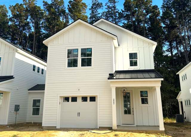 Property at 484 Queenview Ln, Charleston, SC 29414, 3 beds, 2.5 baths