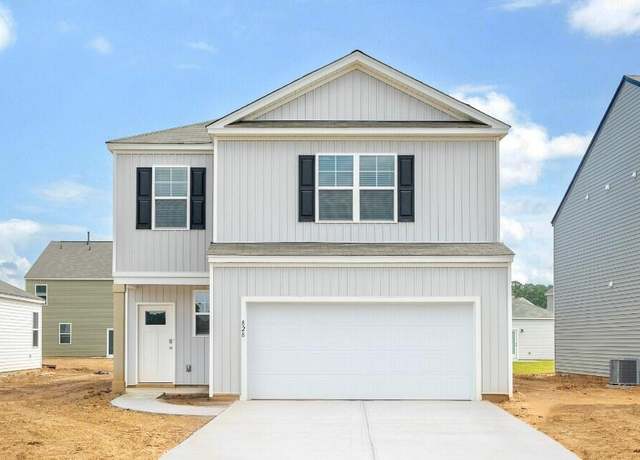 Property at 838 Lilyford Ln, Summerville, SC 29486, 5 beds, 3 baths