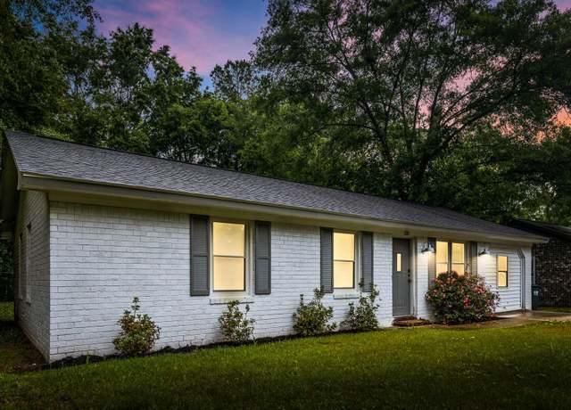 Property at 120 Lisa Dr, Summerville, SC 29485, 3 beds, 1.5 baths