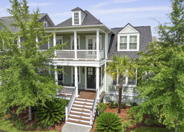 Property at 2612 Augustus St, Charleston, SC 29492, 4 beds, 3 baths