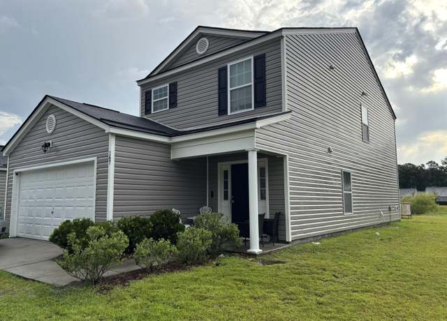 Property at 167 Brittondale Rd, Summerville, SC 29485, 4 beds, 2.5 baths