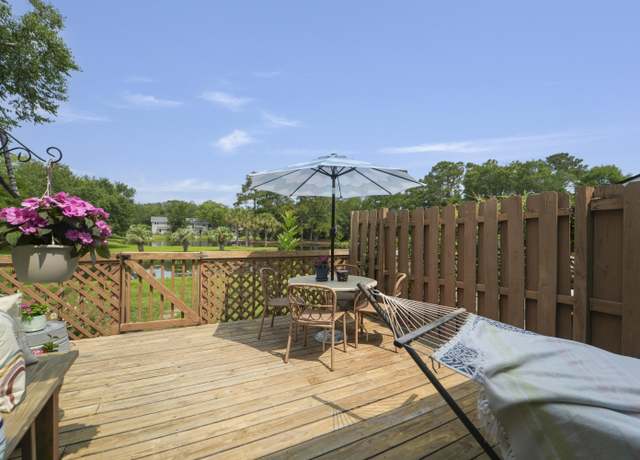 Property at 925 Dills Bluff Rd #34, Charleston, SC 29412, 2 beds, 1.5 baths