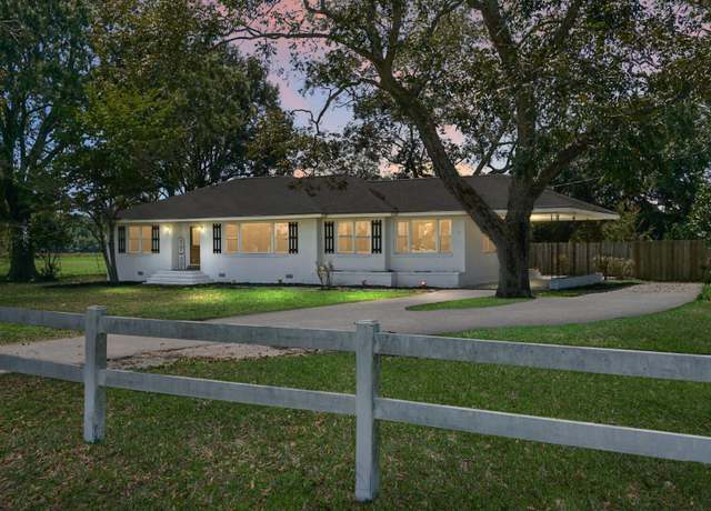 Property at 1758 Mendel Rivers Rd, Saint Stephen, SC 29479, 3 beds, 2 baths