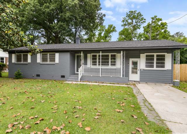Property at 323 Amy Dr, Goose Creek, SC 29445, 3 beds, 2 baths