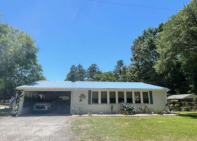 Property at 1339 Nightfall Ln, Summerton, SC 29148, 2 beds, 1.5 baths