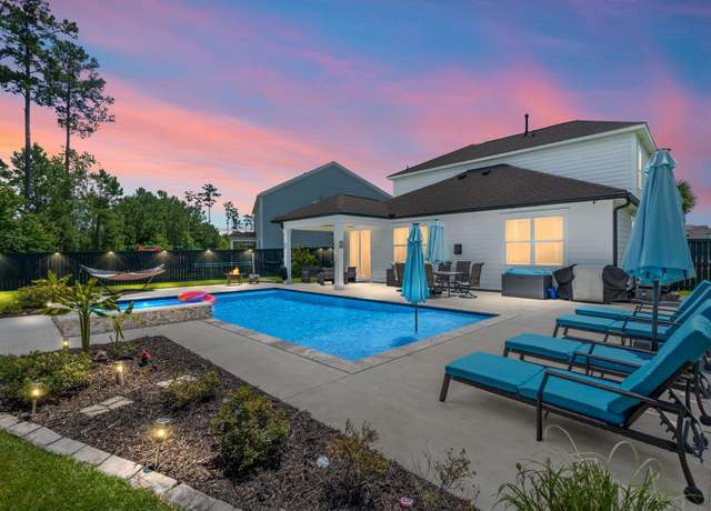 Property at 106 Claremont Ct, Summerville, SC 29486, 4 beds, 3.5 baths