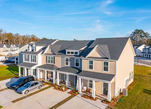 Property at 812 Alma Square Dr, Moncks Corner, SC 29461, 3 beds, 2.5 baths
