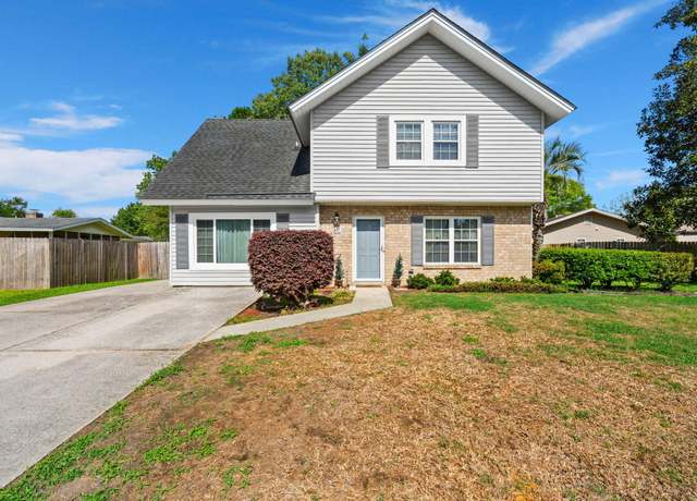Property at 422 Temple Rd, Ladson, SC 29456, 3 beds, 2.5 baths