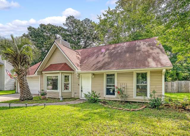 Property at 4606 Moss Ct, North Charleston, SC 29420, 3 beds, 2 baths