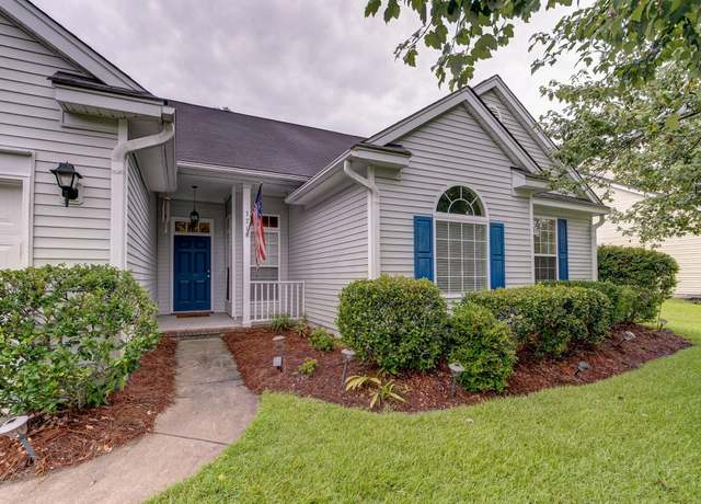 Property at 371 Cabrill Dr, Charleston, SC 29414, 3 beds, 2 baths